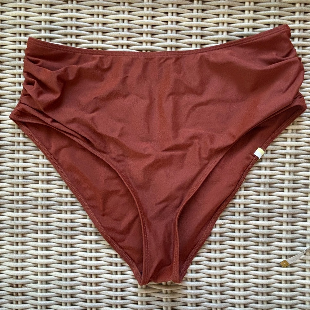 Summersalt The Ruched High Leg High Rise Bikini Bottom size 10 boho vacation